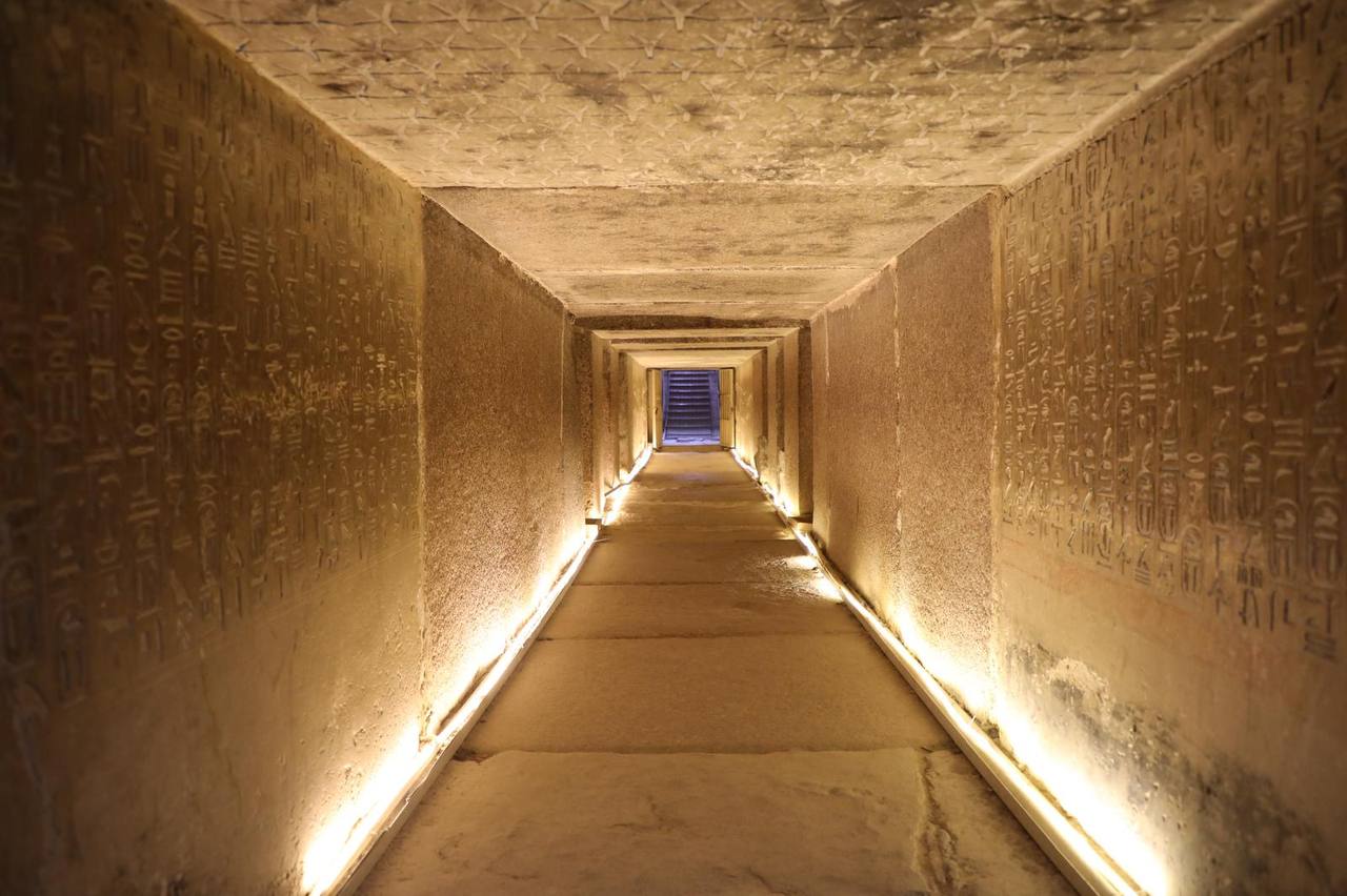 Saqqara and Dahshur Day Tour