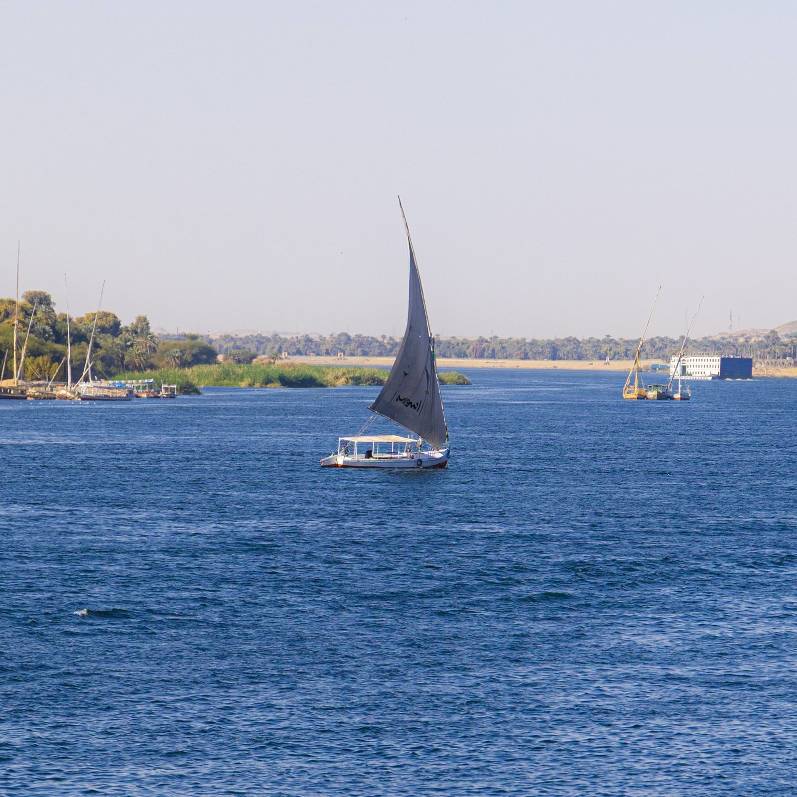 5 Days Nile Cruise Luxor to Aswan