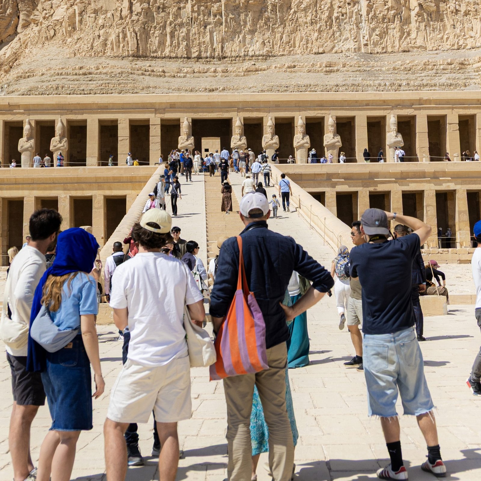 West Bank of Luxor Day Tour – Valley of the Kings, Hatshepsut Temple & Colossi of Memnon