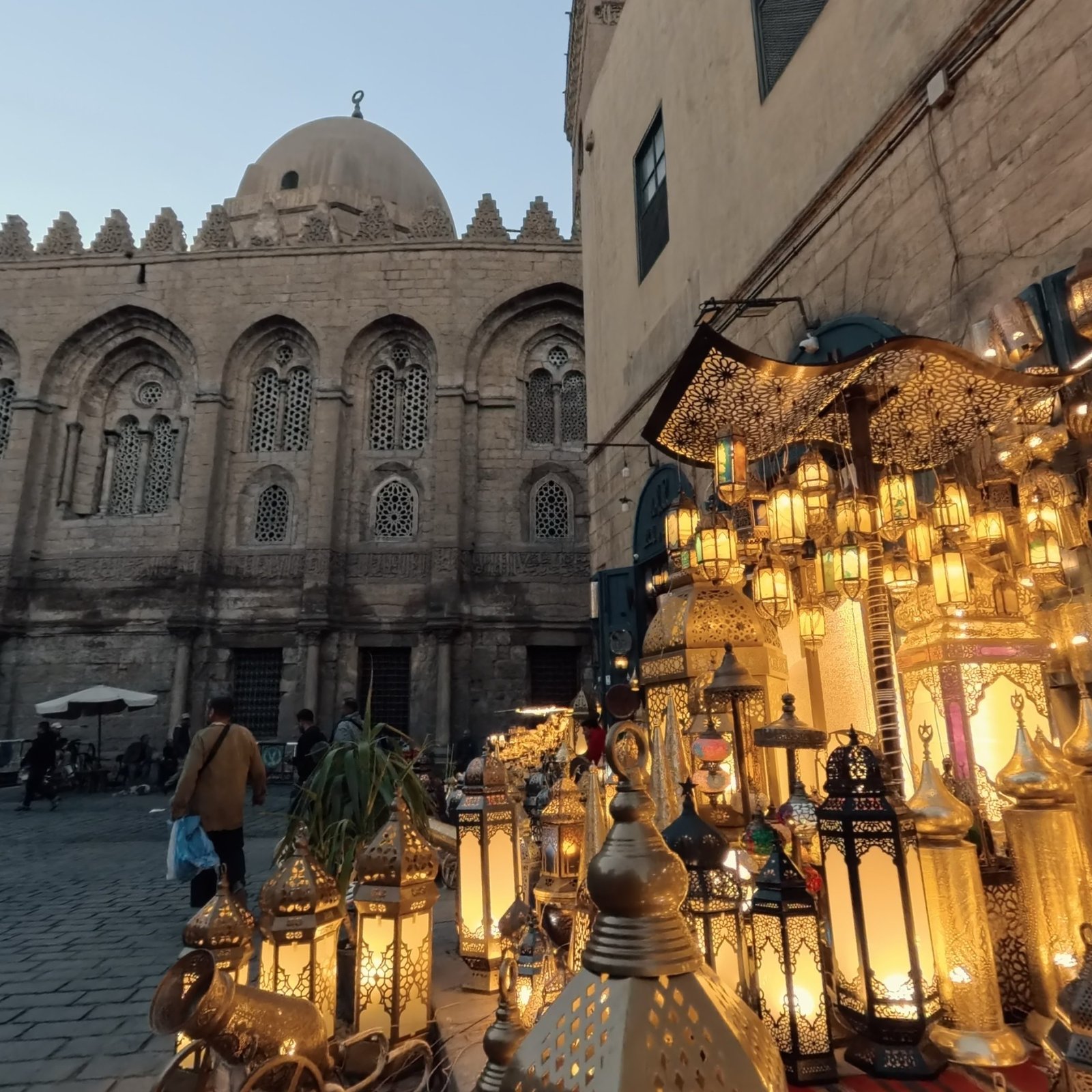Old Cairo Day Tour: Amr Ibn El-Aas Mosque, Hanging Church & Khan El-Khalili