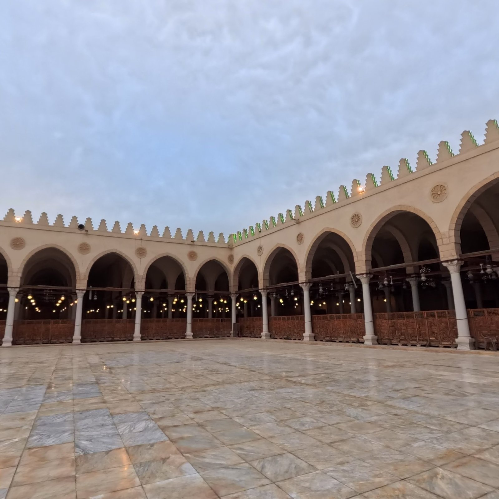 Egyptian Museum and Old Cairo Day Tour