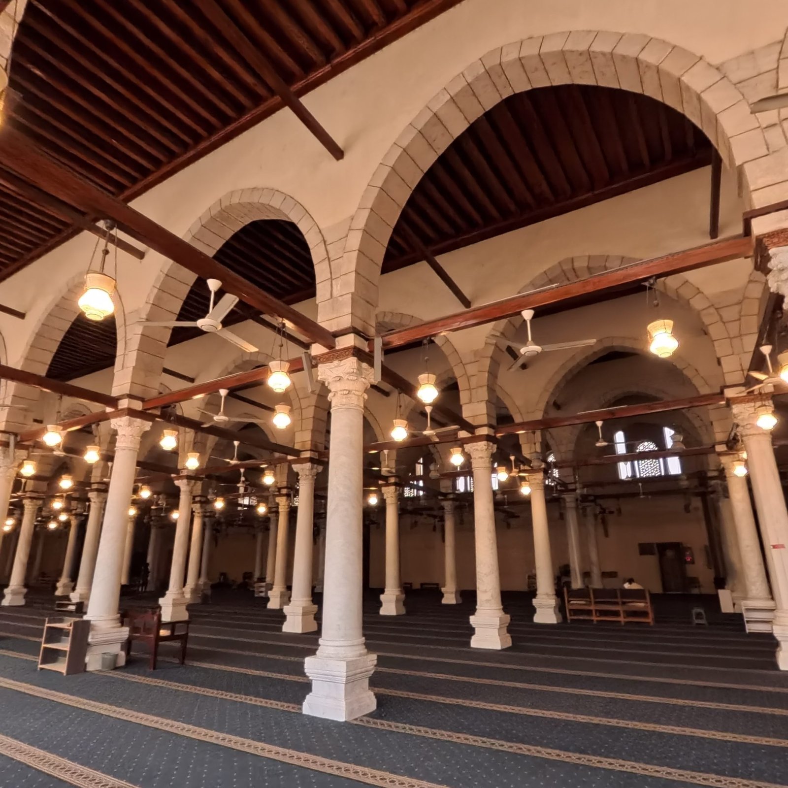 Egyptian Museum and Old Cairo Day Tour