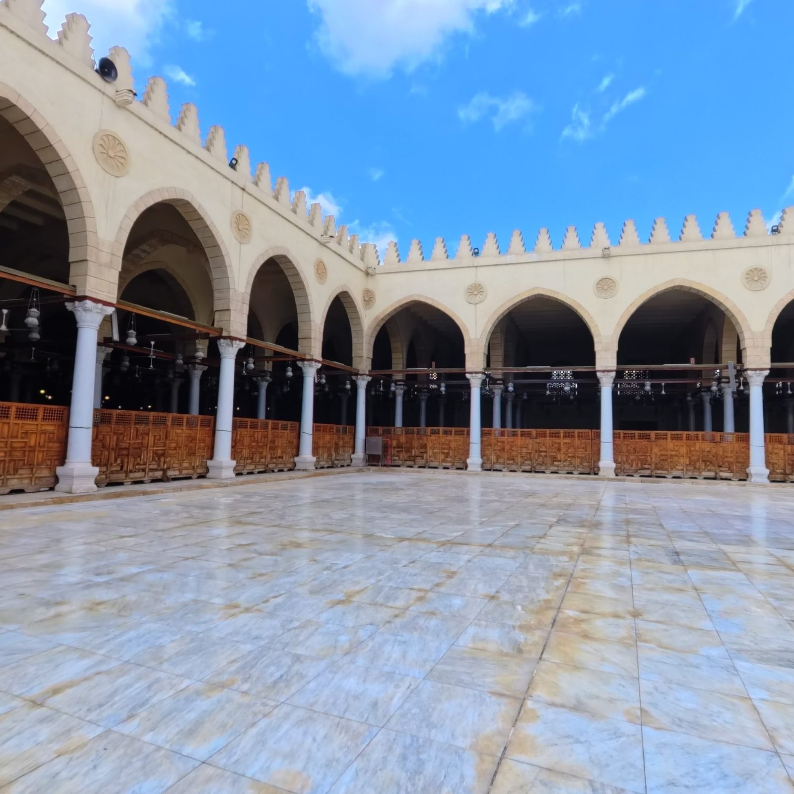 Old Cairo Day Tour: Amr Ibn El-Aas Mosque, Hanging Church & Khan El-Khalili