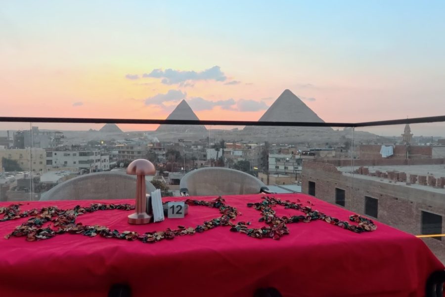 Rooftop Dinner Overlooking the Pyramids & Sound and Light Show