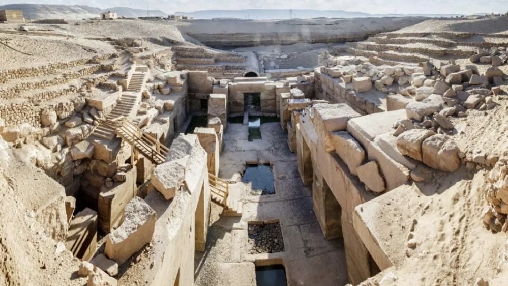 Day Tour to Dendera & Abydos Temples from Luxor